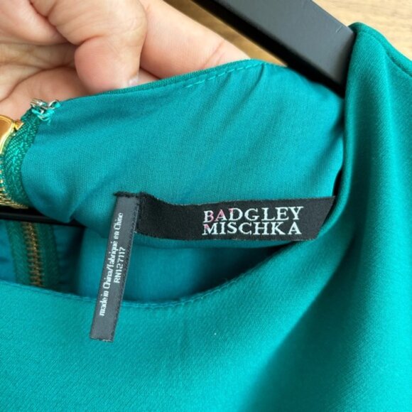 BADGLEY MISCHKA Flutter Sleeve Sheath Dress, Size 4 - Picture 5 of 12